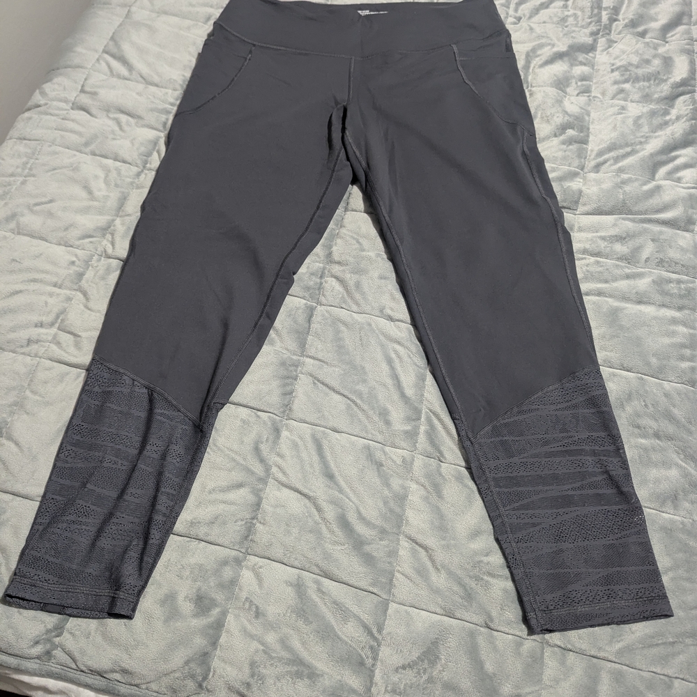 Victoria Sport Black Leggings with Mesh Accents